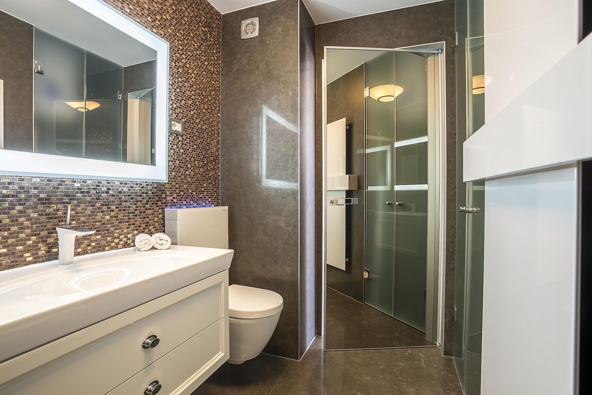 Seaview Luxury Retreat Hotel Split Exterior photo